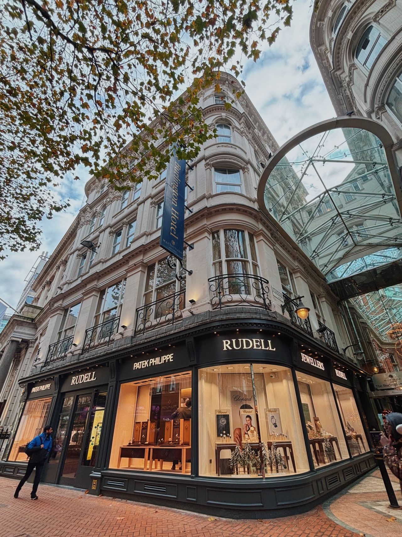 Hortons welcomes luxury jeweller to Birmingham’s New Street